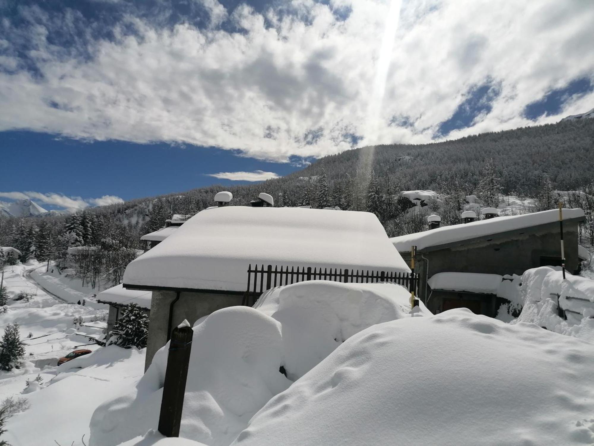 Ca Ad Me Pare Alloggio Con Terrazza Panoramica Solarium Moncenisio Exterior foto