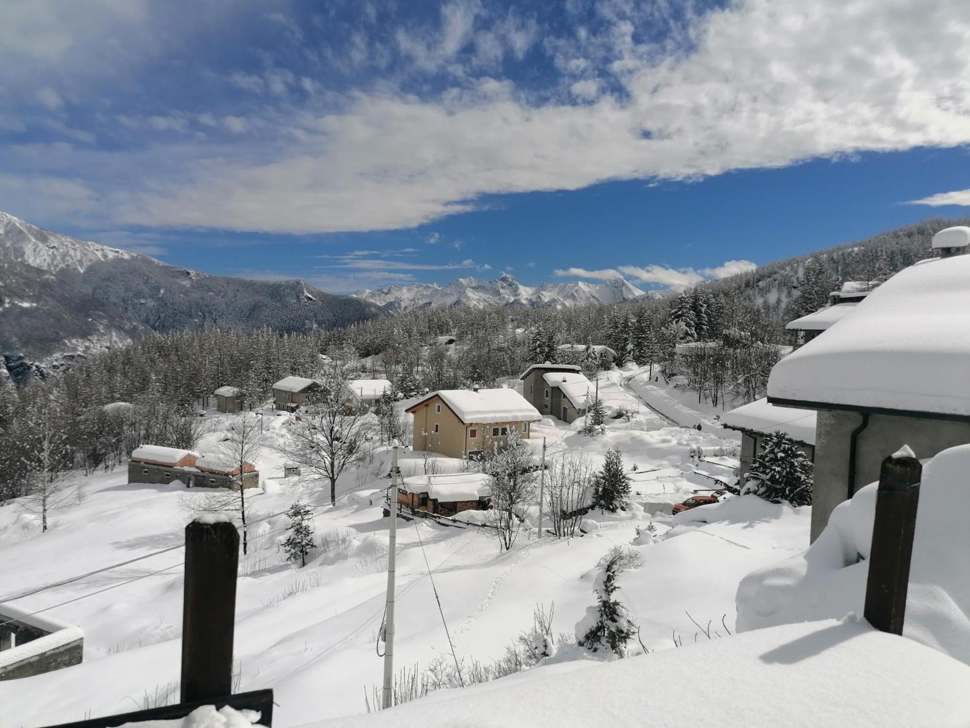 Ca Ad Me Pare Alloggio Con Terrazza Panoramica Solarium Moncenisio Exterior foto